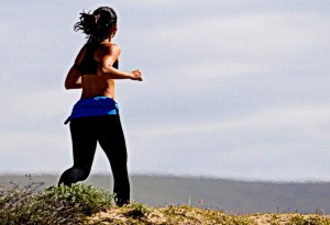 female-jogger-morro-bay-coleman-avenue
