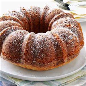 Buttermilk-Pound-Cake_exps3591_AC2930252B01_15_6b_RMS