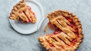 bas-best-strawberry-rhubarb-pie