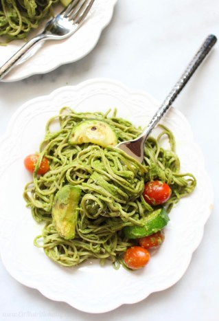 Creamy-Avocado-Pasta-with-Cherry-Tomatoes-and-Zucchini-7-699x1024
