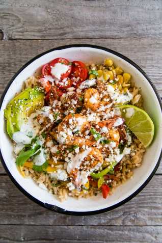 chipotle-shrimp-fajita-bowl-10